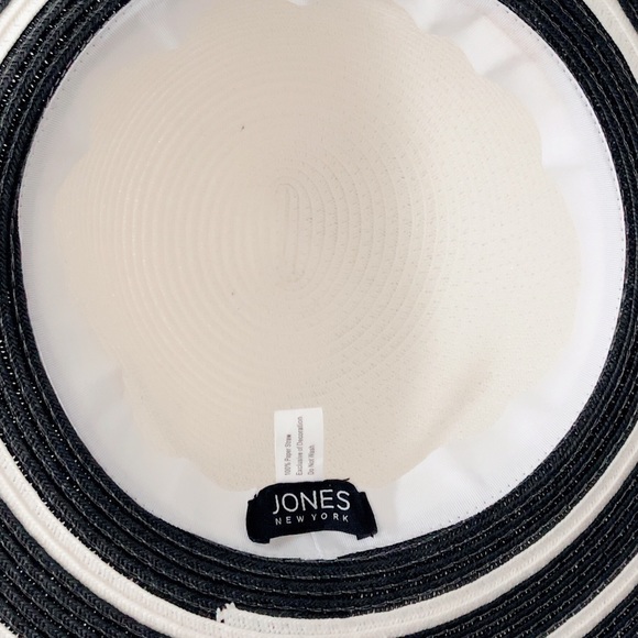 Floppy sun hat - Picture 3 of 3